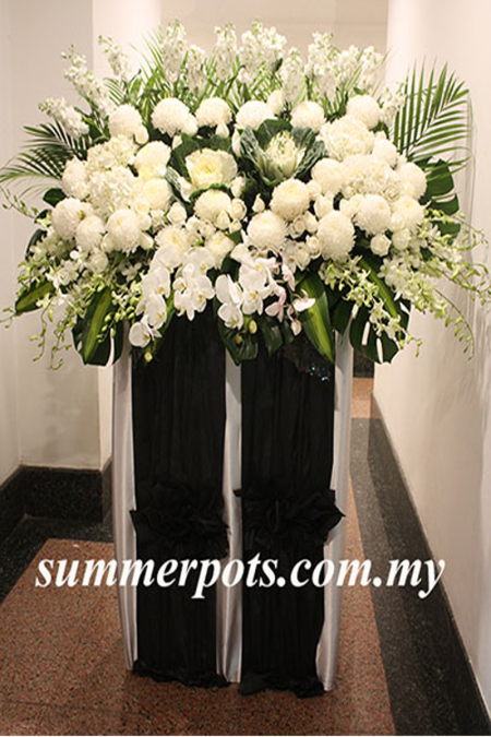 Condolence Stand 033