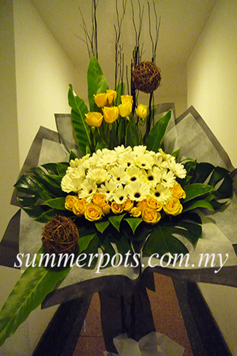 Condolence Stand 056