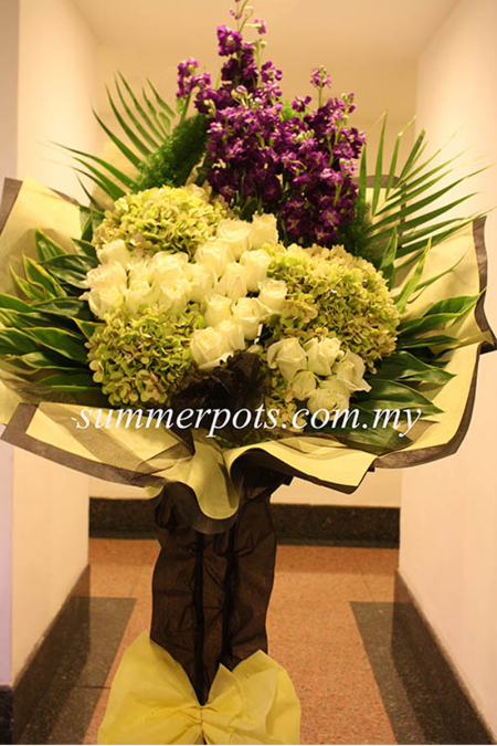 Condolence Stand 113