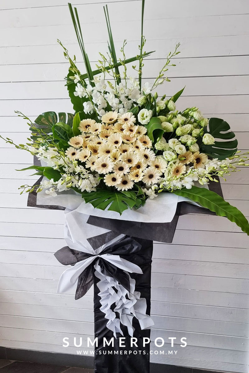 Condolence Stand 045