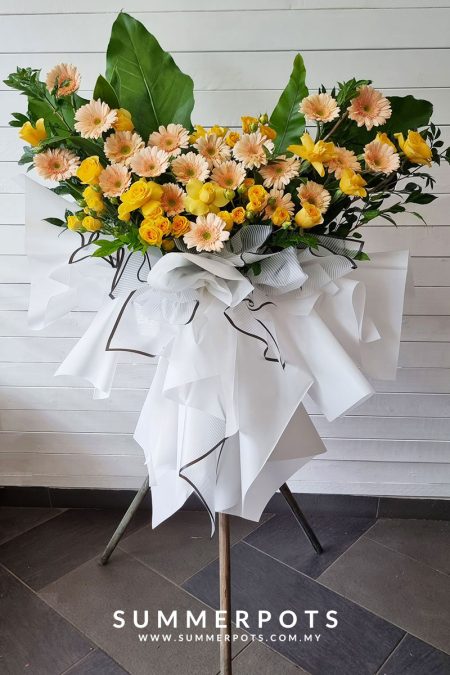 Condolence Stand 267